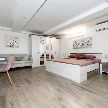 Miracolo Villa *
